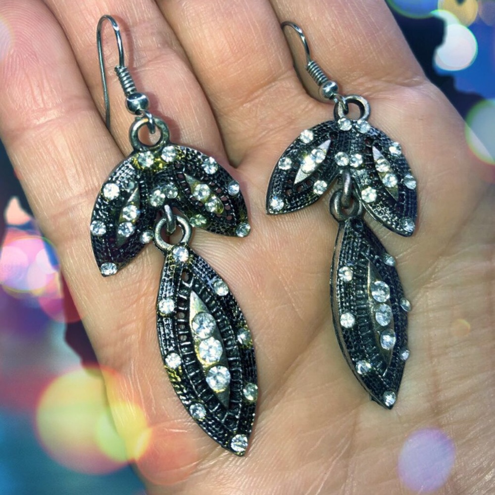 Dangling Earings